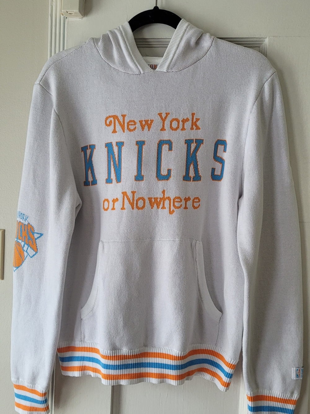 New York Knicks White Knit Hoodie.